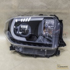 Headlights Toyota Tundra 2014+ orig xenon+LED